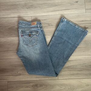 Vintage Women’s Levi’s Light Blue Wash Too Super-low  524 flared jeans (5 m)